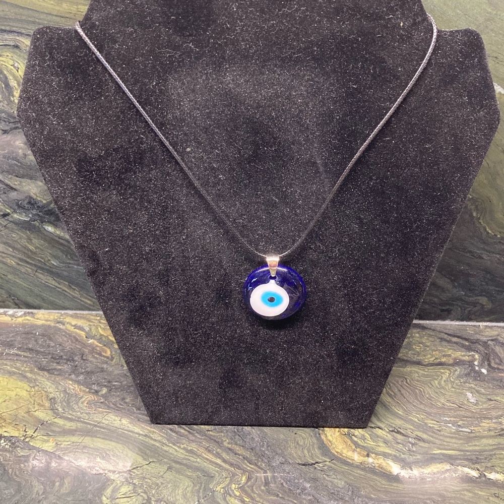 Evil Eye Pendant Cord Necklace Hand Crafted New - Picture 10 of 11